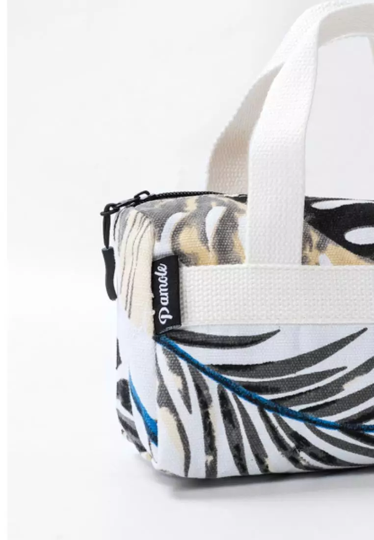 Pamole Pouch Kosmetik Bahan Kanvas Penutup Resleting - PMU Trop Brokenwhite