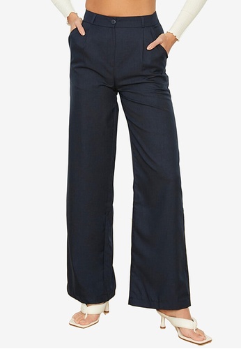 Trendyol navy Textured Trousers C4E7BAA6C8F84AGS_1