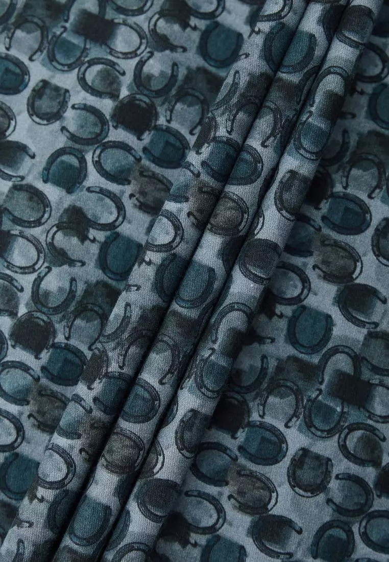 G2000 Wrinkle-Free Horseshoe Digital Print Comfort Fit Twill Short Sleeve Casual Shirt