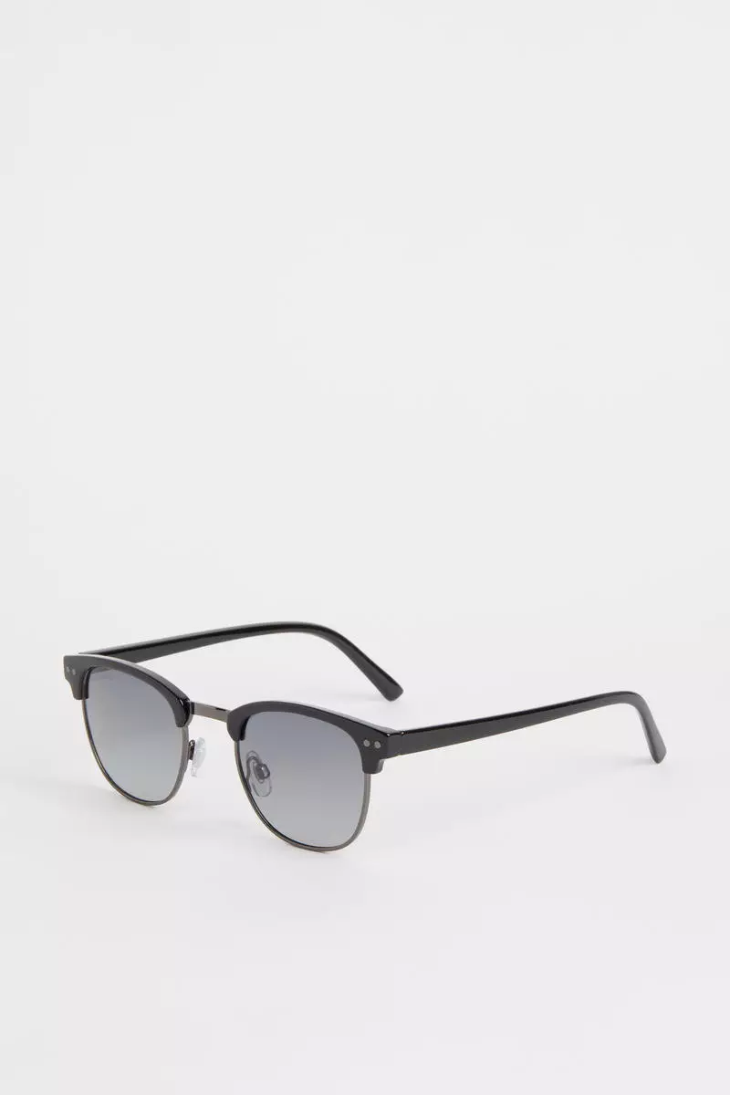 H&m black clearance sunglasses