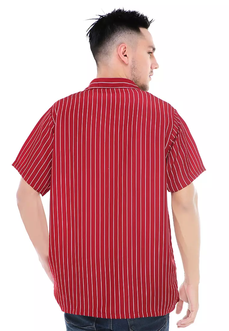 Dwan Atasan Kemeja Pria Vertical Lines Casual Shortsleeve Shirt Material Cotton ORIGINAL - Maroon