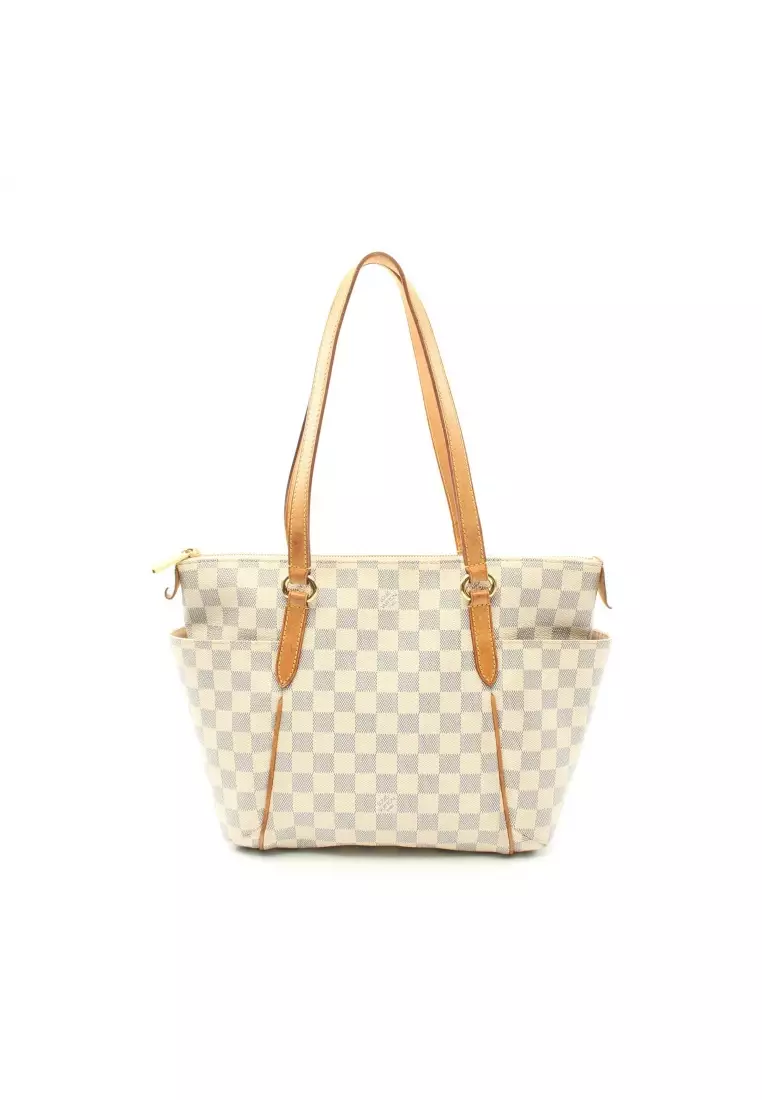 White damier deals louis vuitton