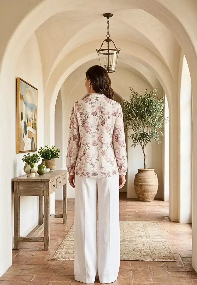 Floral Blouse V Neck In Broken White By Brilliant Girl Warna PUTIH