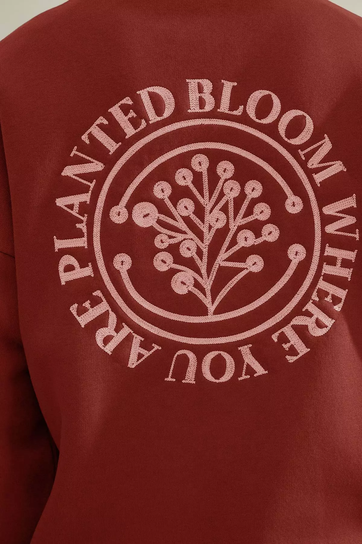 Brick Oversize/Wide Cut Floral Embroidered Polar Fleece Inside Cotton Sweatshirt TMNAW24SW00012