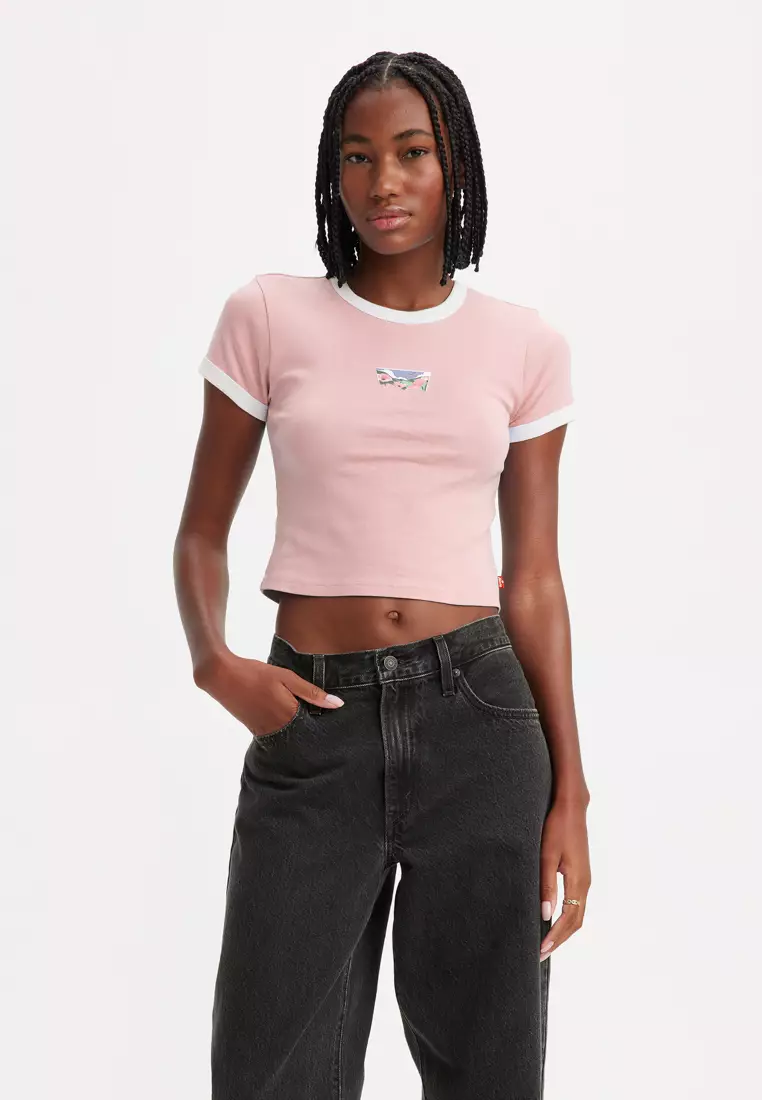 Cropped levis t shirt sales