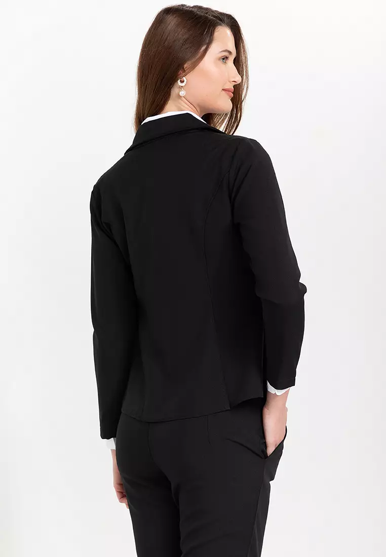 Theo Classic Fitted Blazer