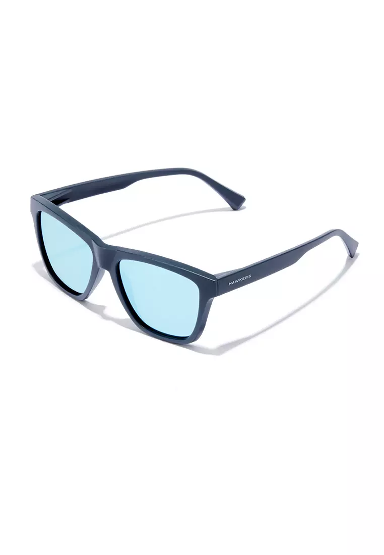 HAWKERS POLARIZED Navy Blue Chrome ONE LS RAW. Sunglasses for Men and Women, Unisex. UV400 protection. Official product designed and made in Spain