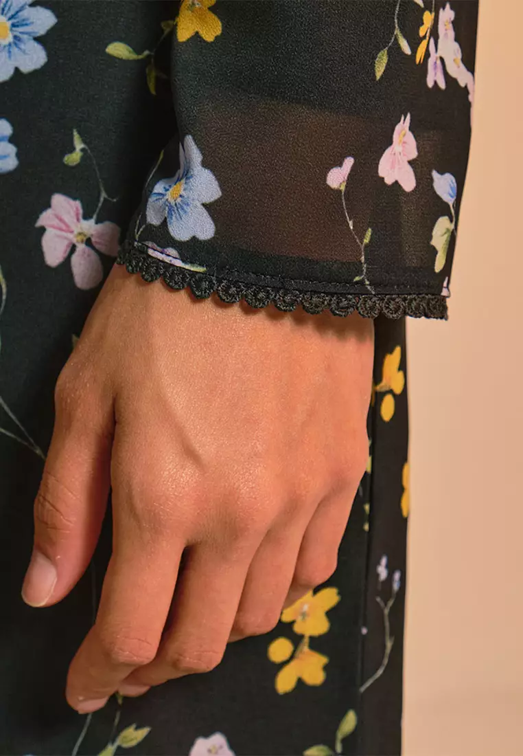 Bulanara Blouse & Skirt - Black Spring