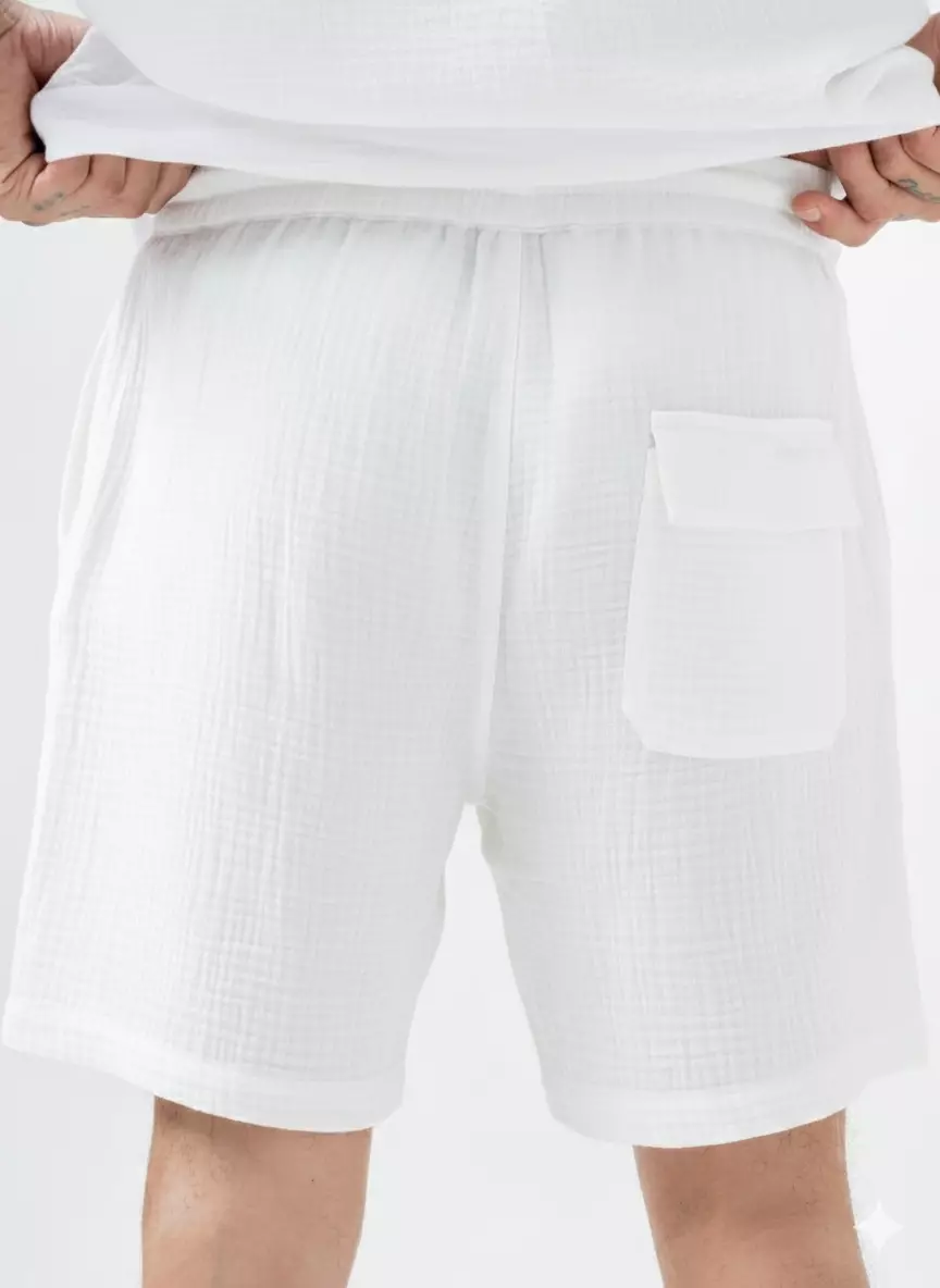 Krooked Short White