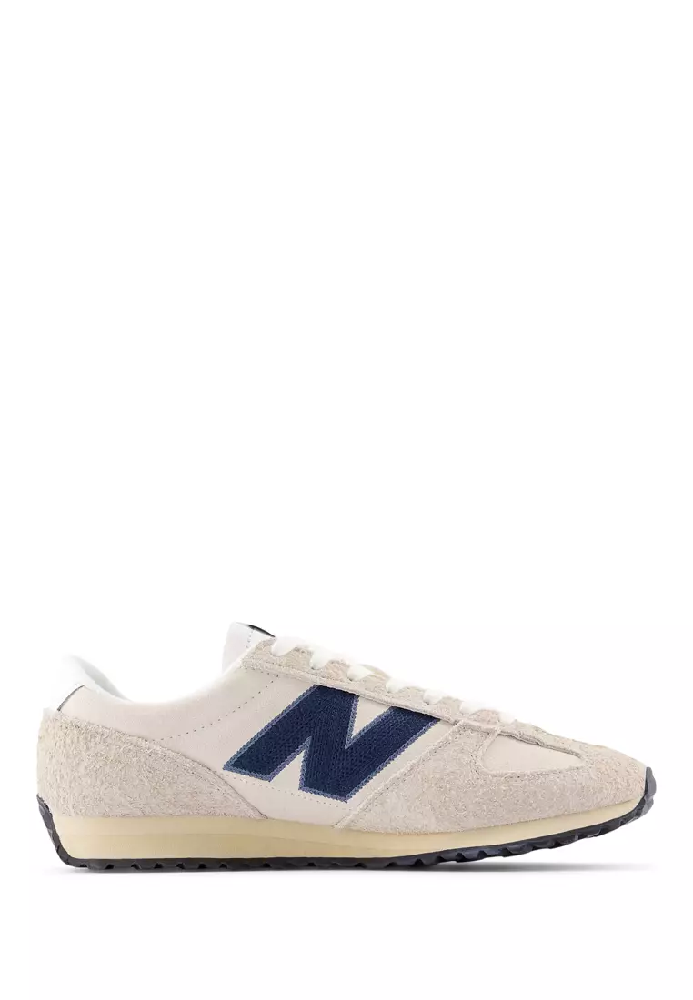 471 Classic Lifestyle Shoes