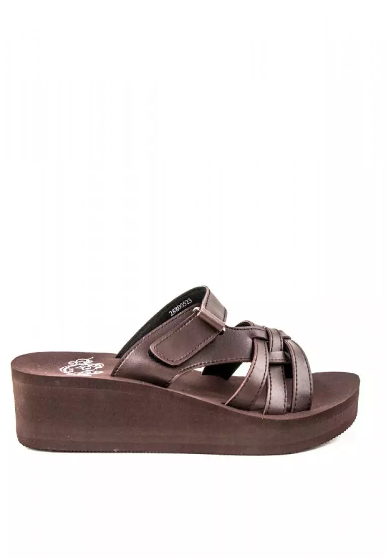 Discount on Otto  shoes - SKU: Crisscross Velcro Strap Sandals