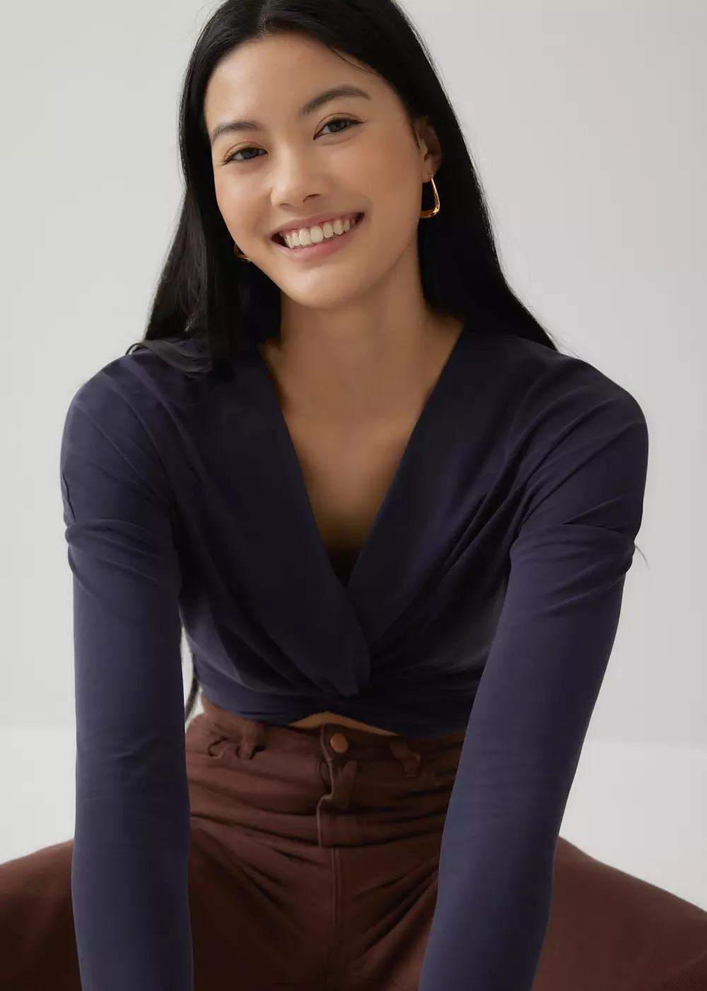 Jual Love, Bonito Rebekah Cupro Knotted Crop Top Original 2023 ZALORA