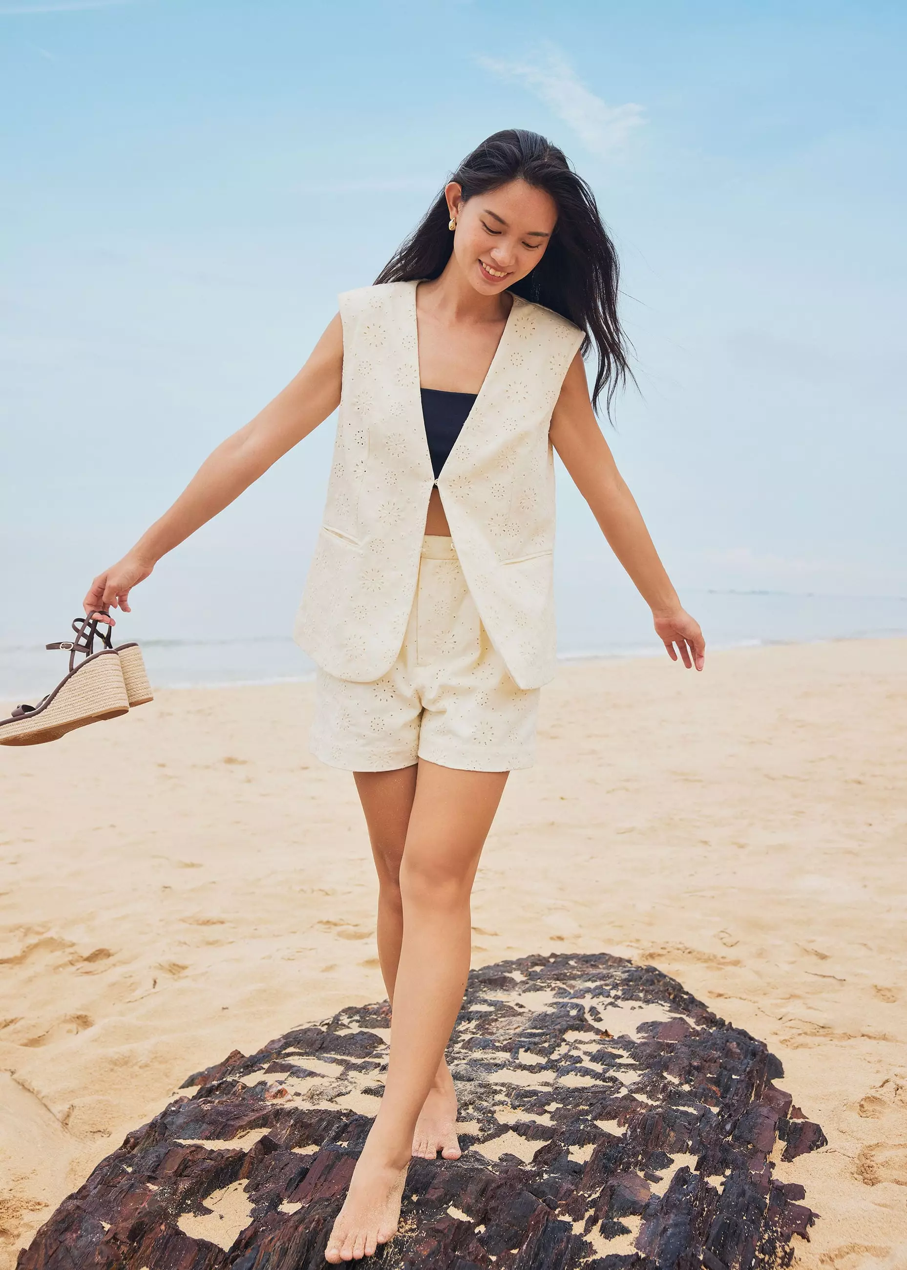 Celana Pendek Wanita - Broderie High Waist Tailored Shorts