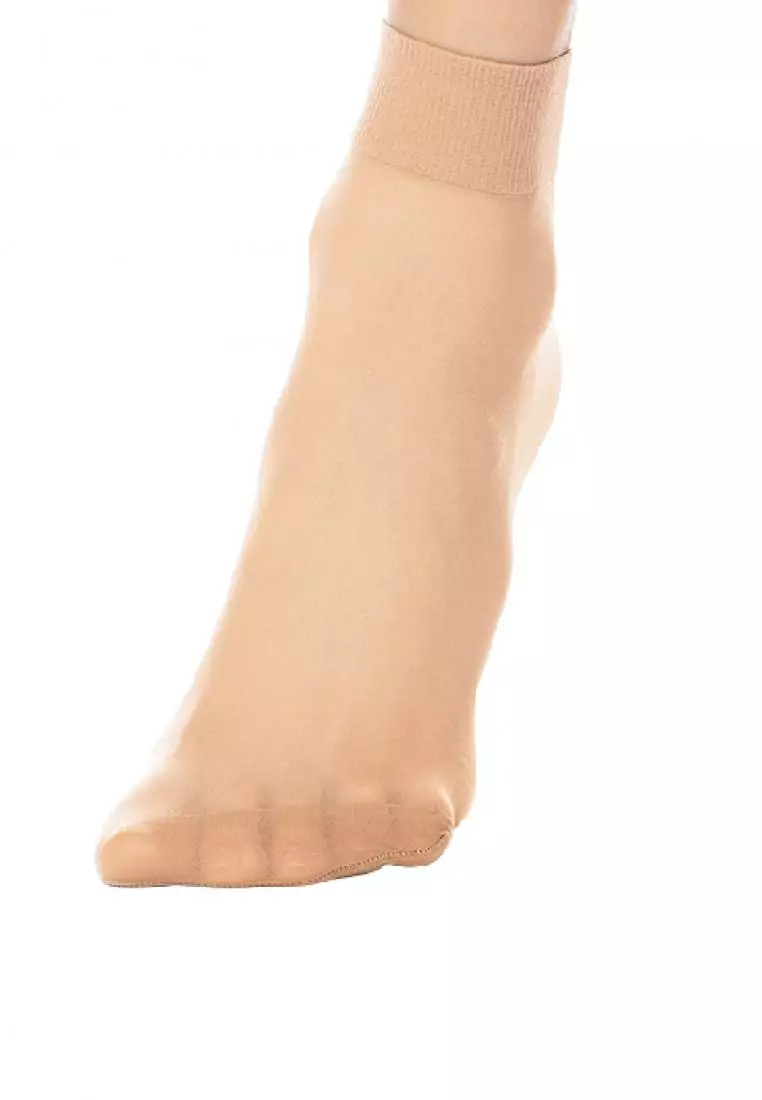 Burlington Ladies' Shortie 20 Denier Stockings 3 pairs in a pack BSSHG20