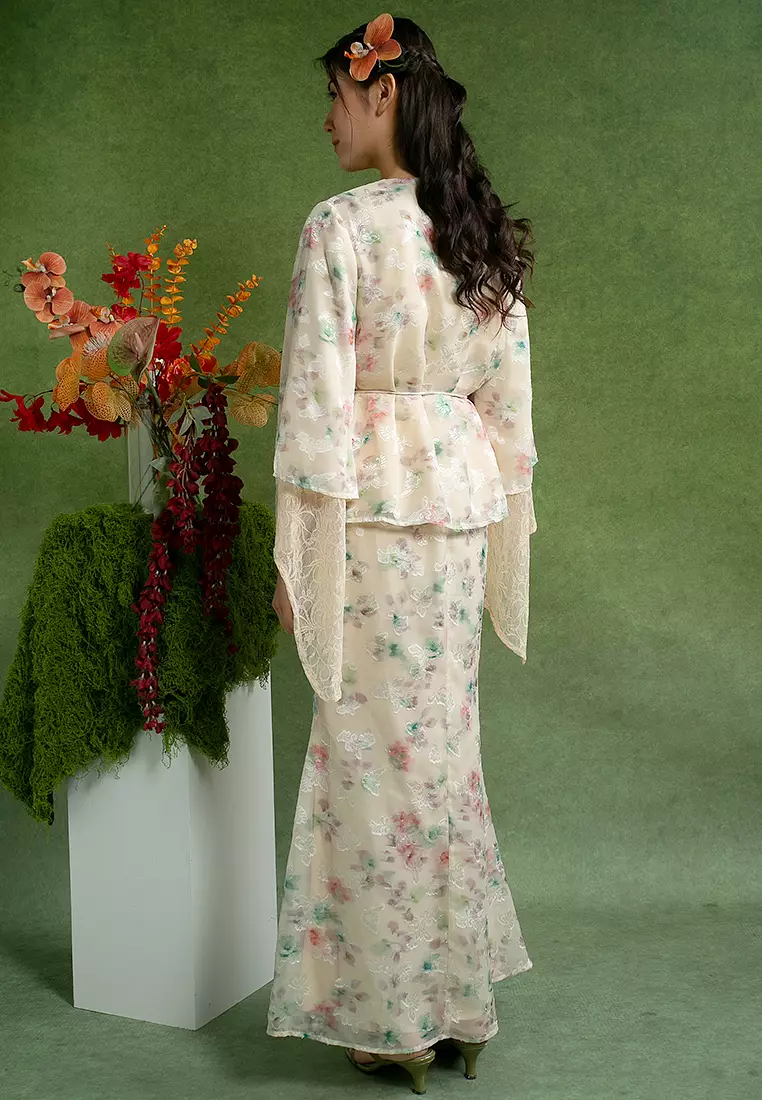 Elena Recycled Polyester Kebaya with Belt Set
