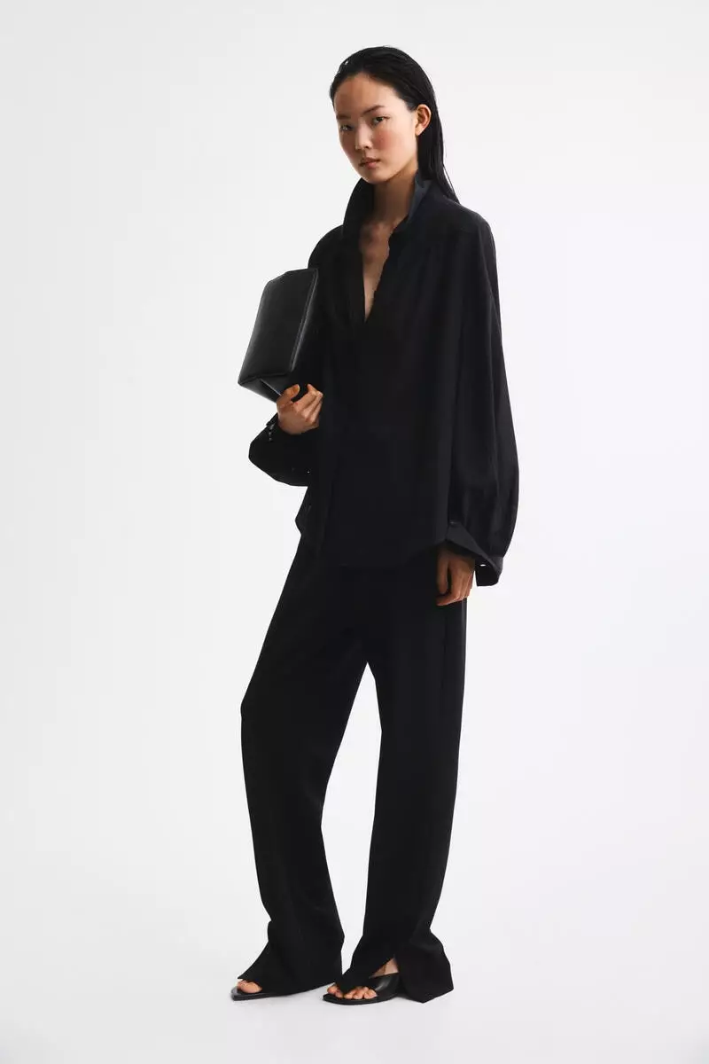 h&m cigarette trousers Cargo Pants H And M Ladies Green H And M Trousers Ladies H M Divided length cigarette trousers in a stretch weave H&M Floral Print Cigarette Trousers