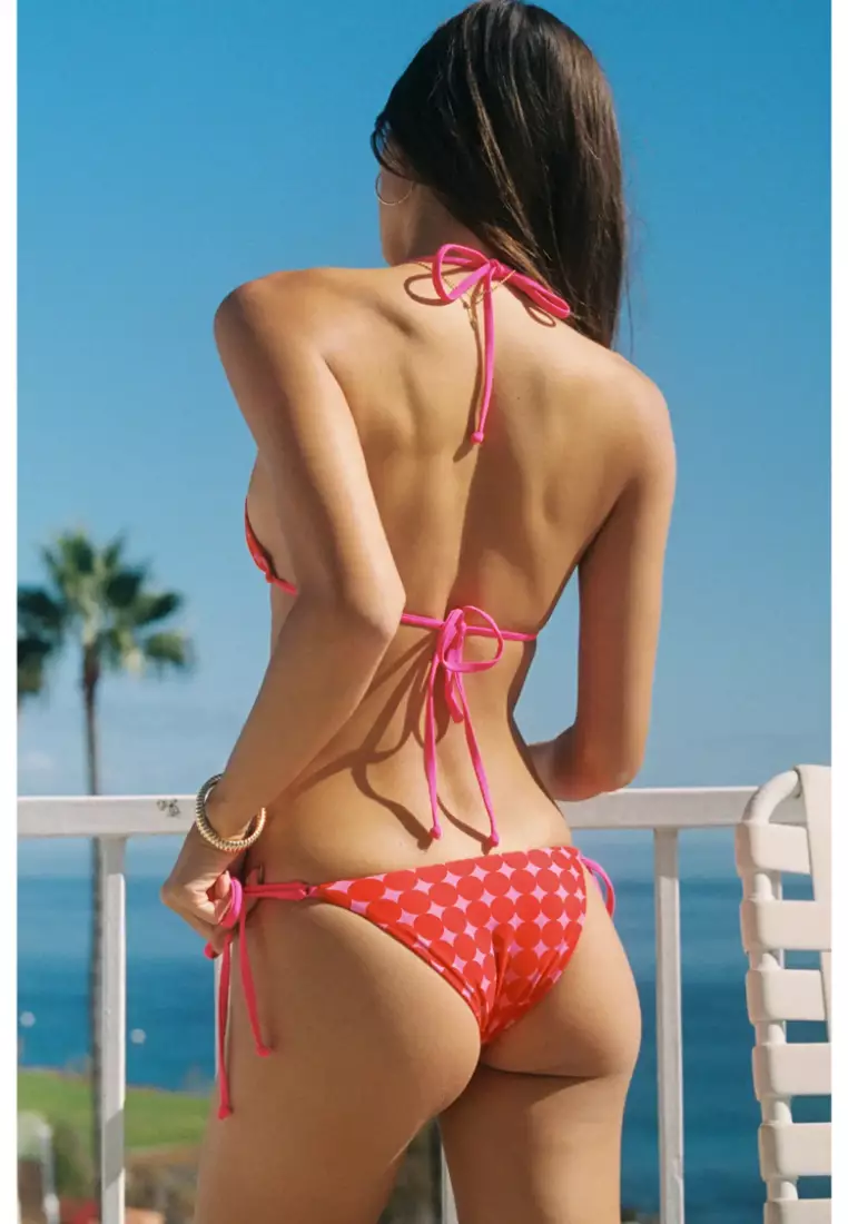 Maddy Triangle Bikini Top / On Duty