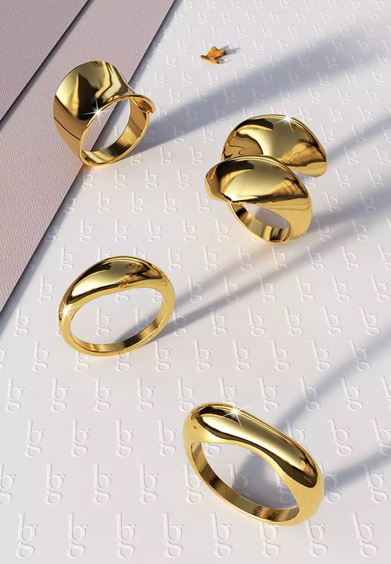 Flat Face Ring in Gold - 7