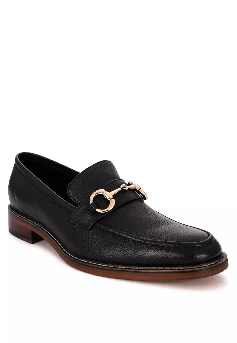 Discount on Bristol Shoes  shoes - SKU: Manson Black Loafer With Buckle