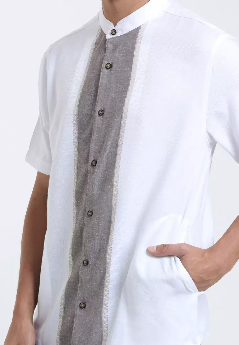 Emba Denim - Medina Kemeja Koko Pria Lengan Pendek Regular Fit Warna Brown