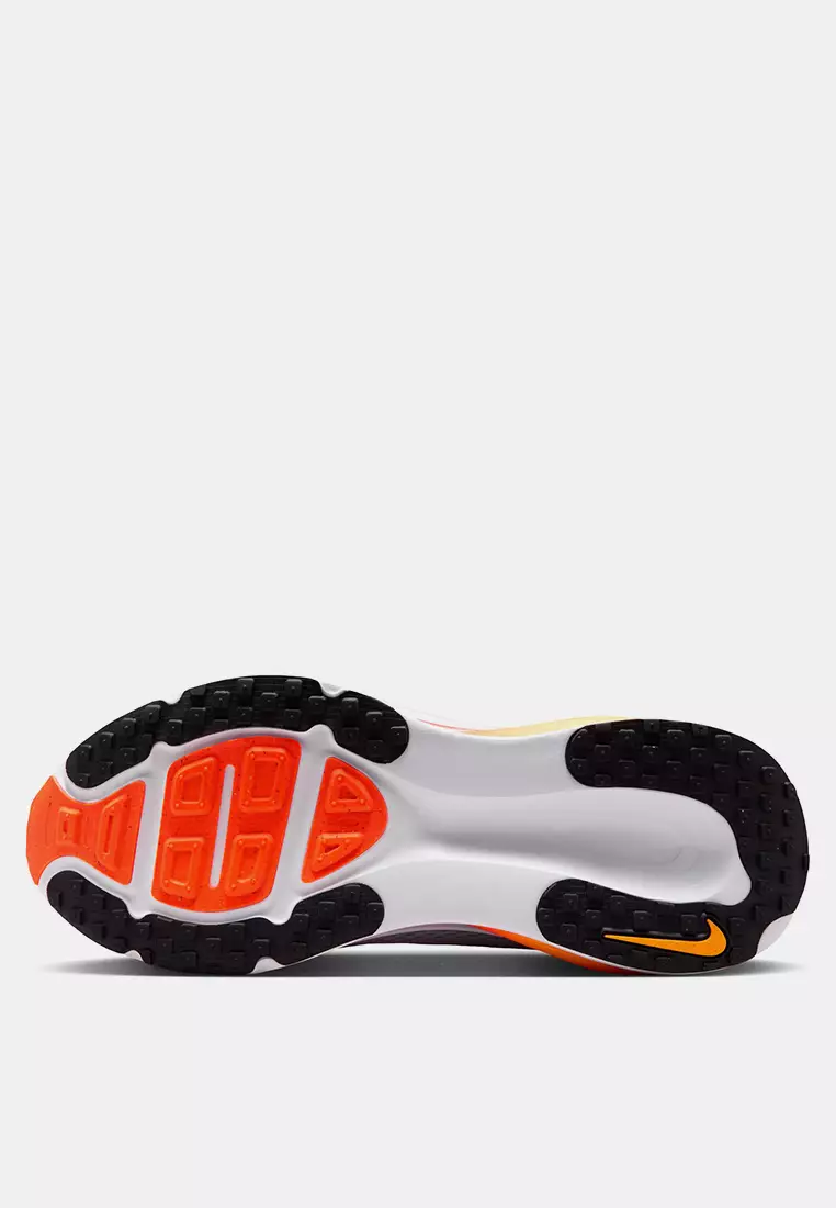 Vomero 18 Road Running Shoes (Wide)