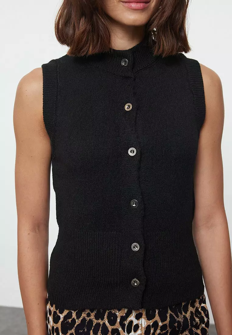 Limited Edition Black Soft Texture Knit Vest Twoaw24Hi00403