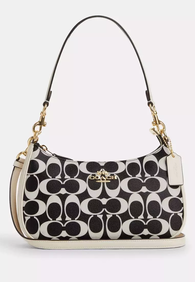 Coach teri shoulder discount bag in signature canvas