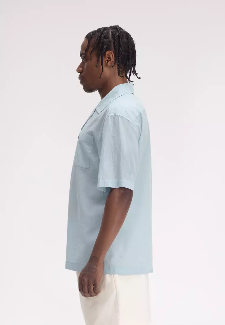 Fred Perry M7762 Lightweight Texture Revere Collar Short Sleeve Shirt (Light Smoke)