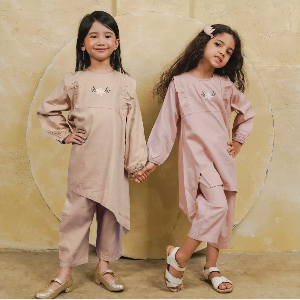 Mooi Setelan Anak Perempuan Shafa Tunik Set - Khaki