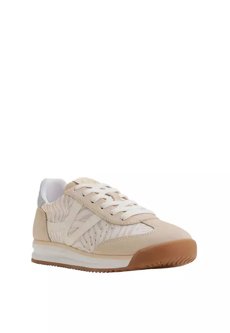 Stepcount Sneakers
