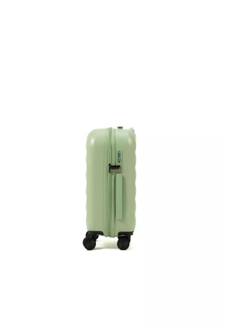 Puff 20"  Hard Case Luggage In Pistachio