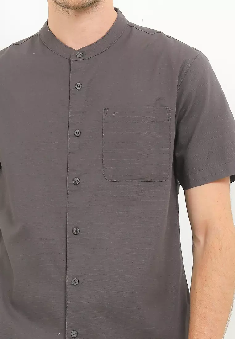 Kemeja Lengan Pendek Mandarin Slim Fit - Dark Grey