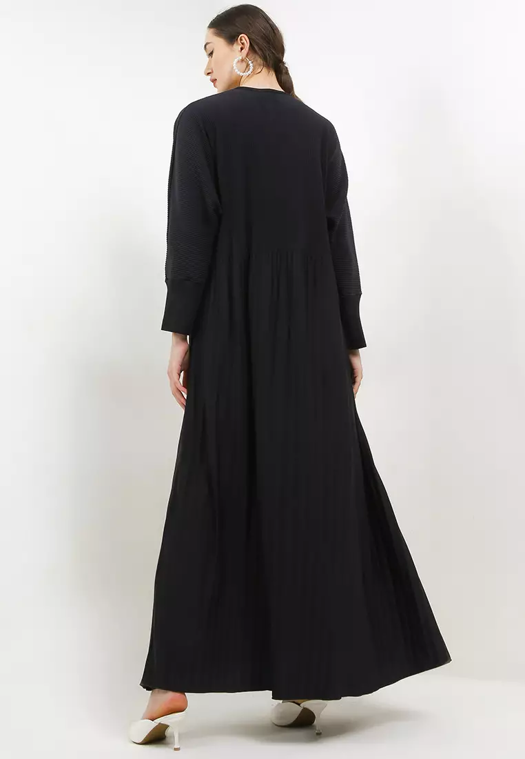 Dolman Sleeve Pleated Long Dress With Pearl Clover Pin
