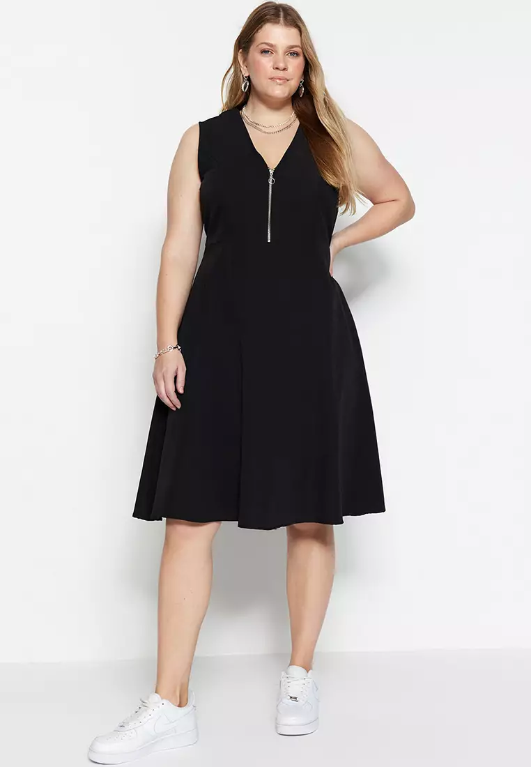 Jual Trendyol Plus Size Sleeveless V-Neck Zip Dress Original 2025