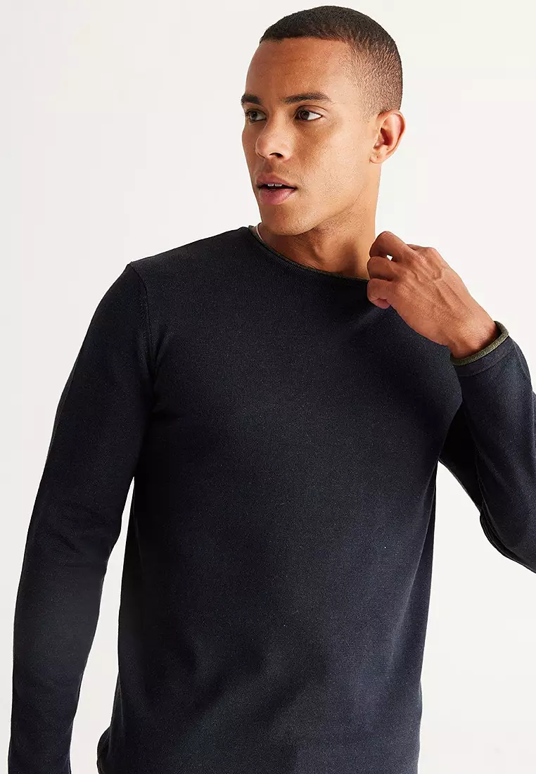 Knitwear Sweater with Piping Detail