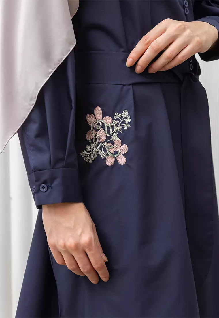 Kami Eden Loose Top Navy