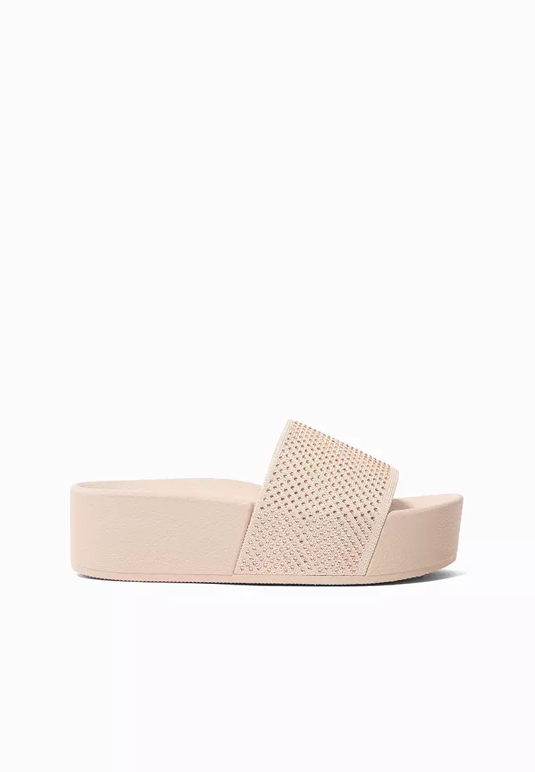 Lyca Flatform Slides