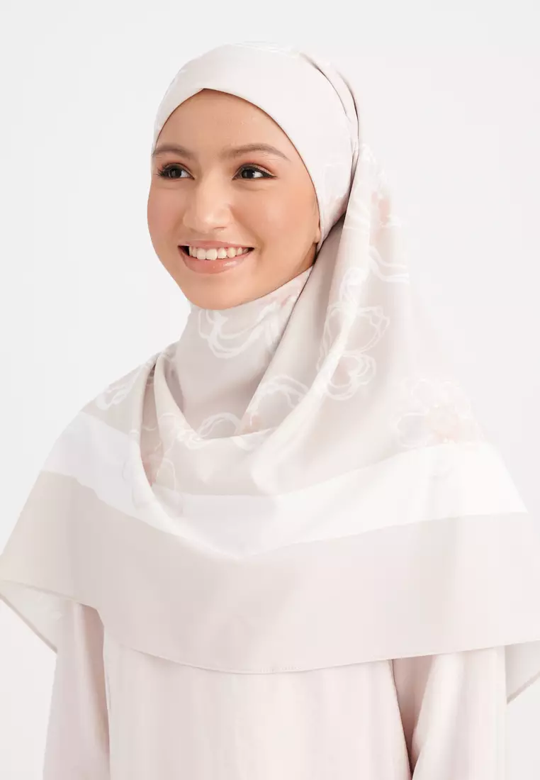 Ilaria Square Hijab 026