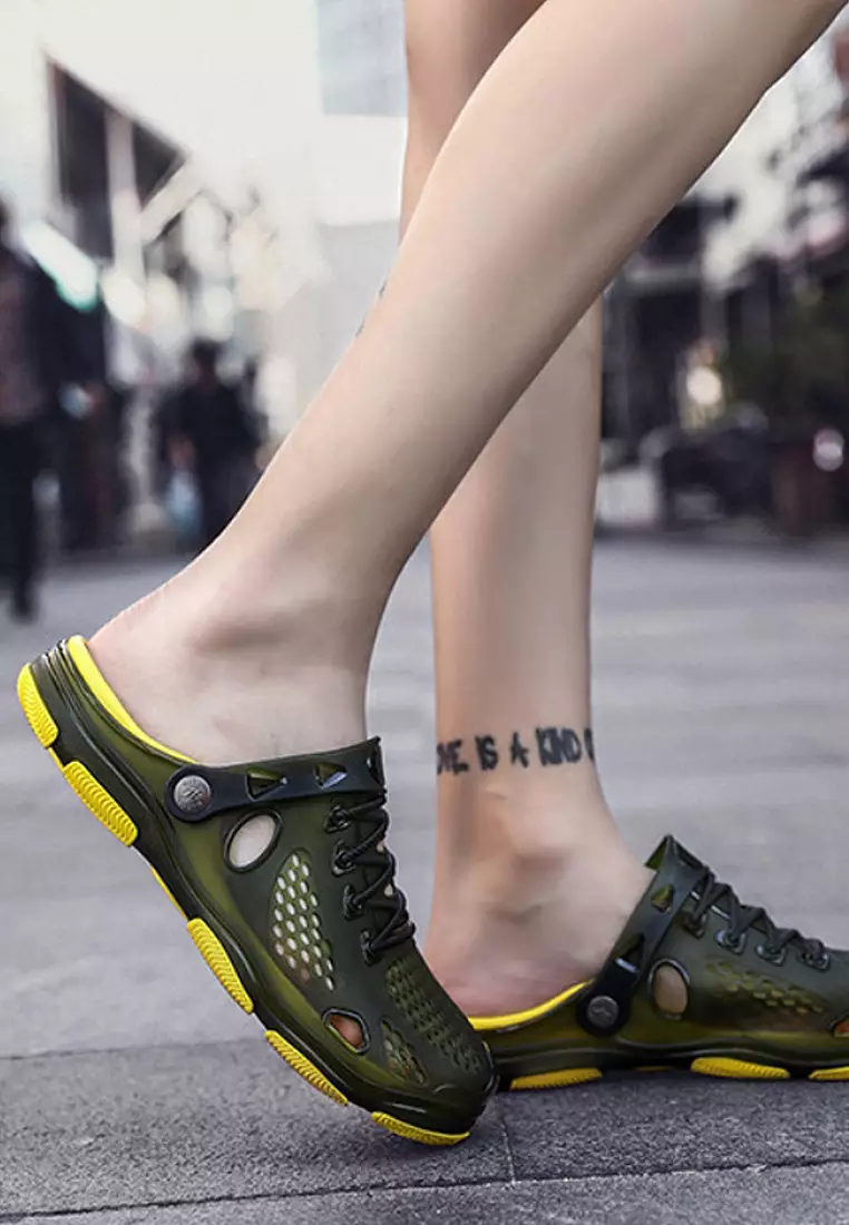 Sandals Buy Rainy Shoes Online Buy Metro Women Brown Casual