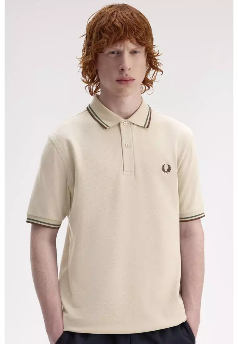 Fred Perry M3600 Twin Tipped Fred Perry Shirt (Warm Oat / Court Green / Burnt Tobacco)