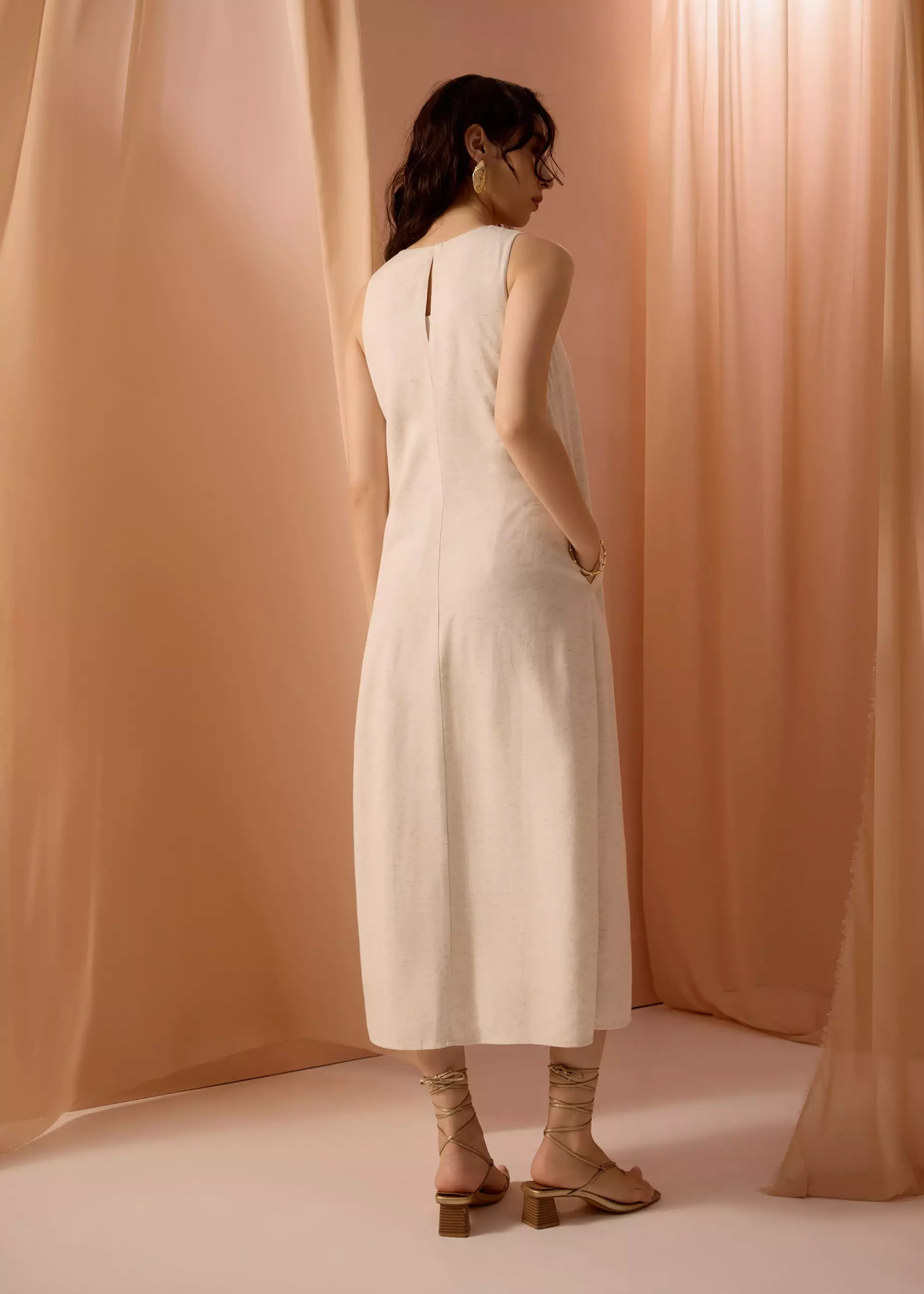 Dress Wanita - Front Box Pleat Column Midaxi Dress