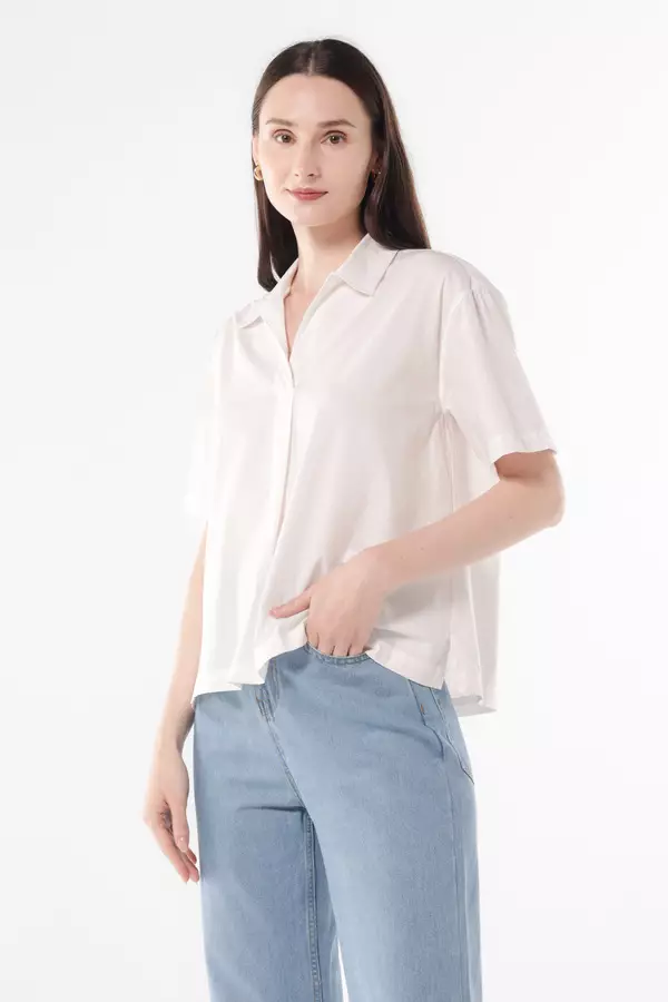 MINIMAL - Alina - Blus V Neck Kerah Skipper - White Colour White