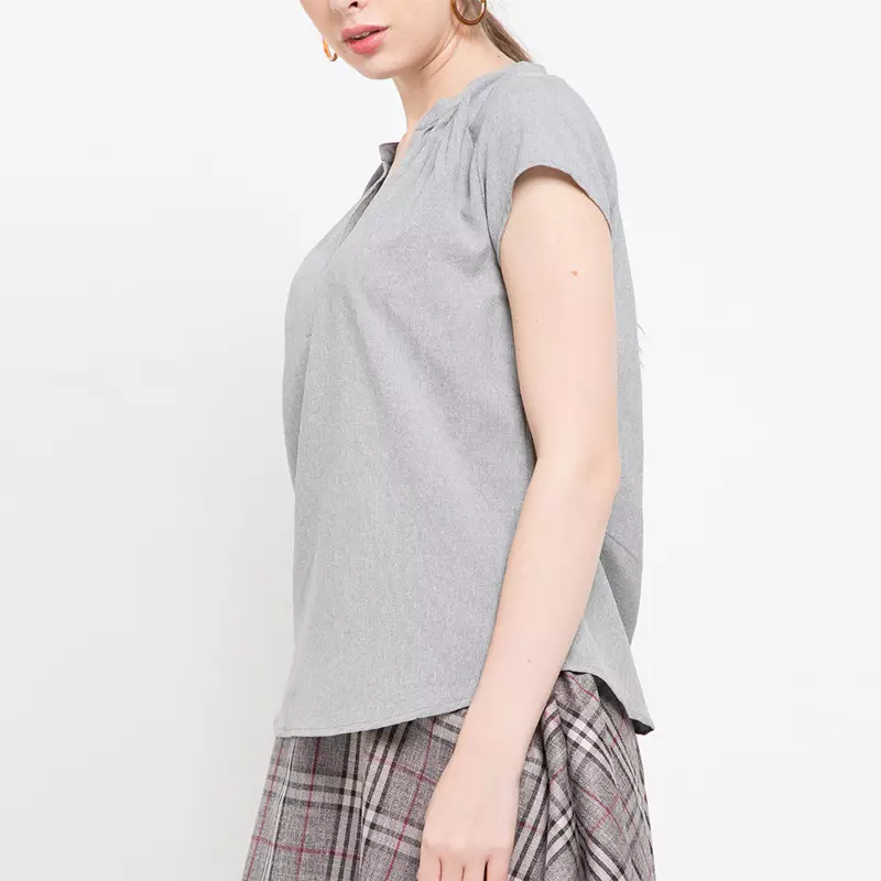 Sophistix Orli Blouse In Grey