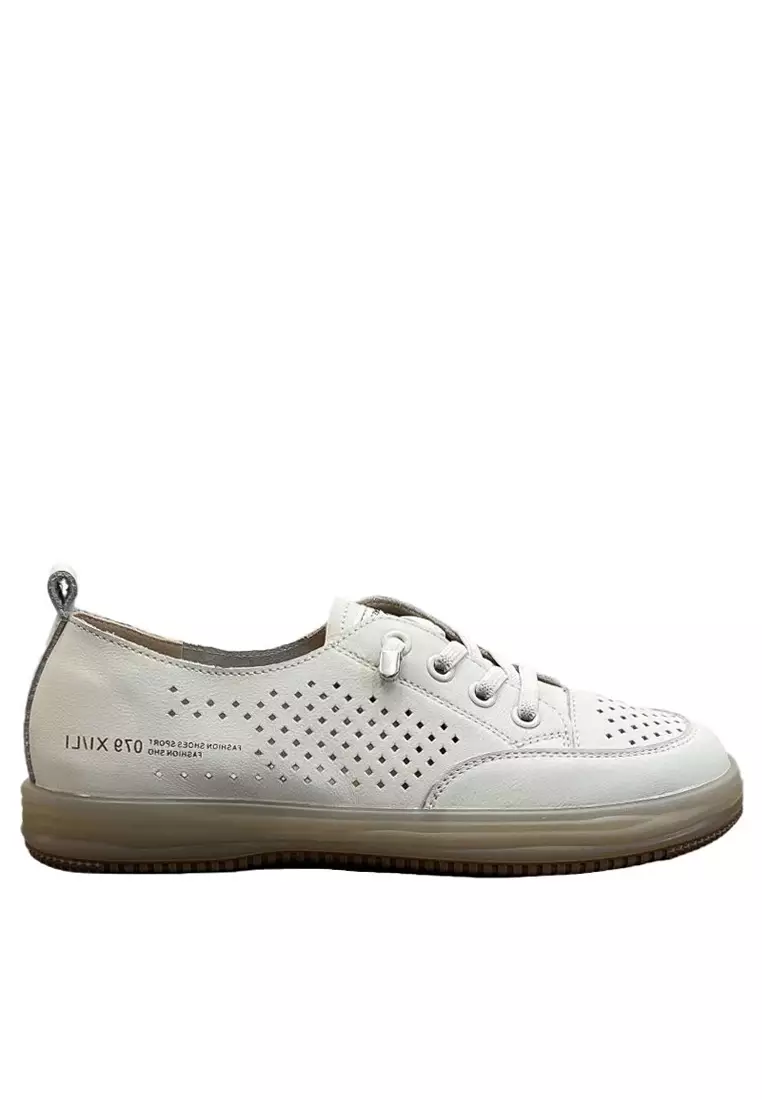 Discount on Twenty Eight Shoes  shoes - SKU: Hollowed Casual Leather Sneakers Bs2170