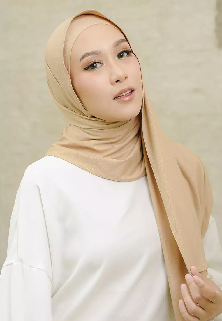 Tana Shawl Beige