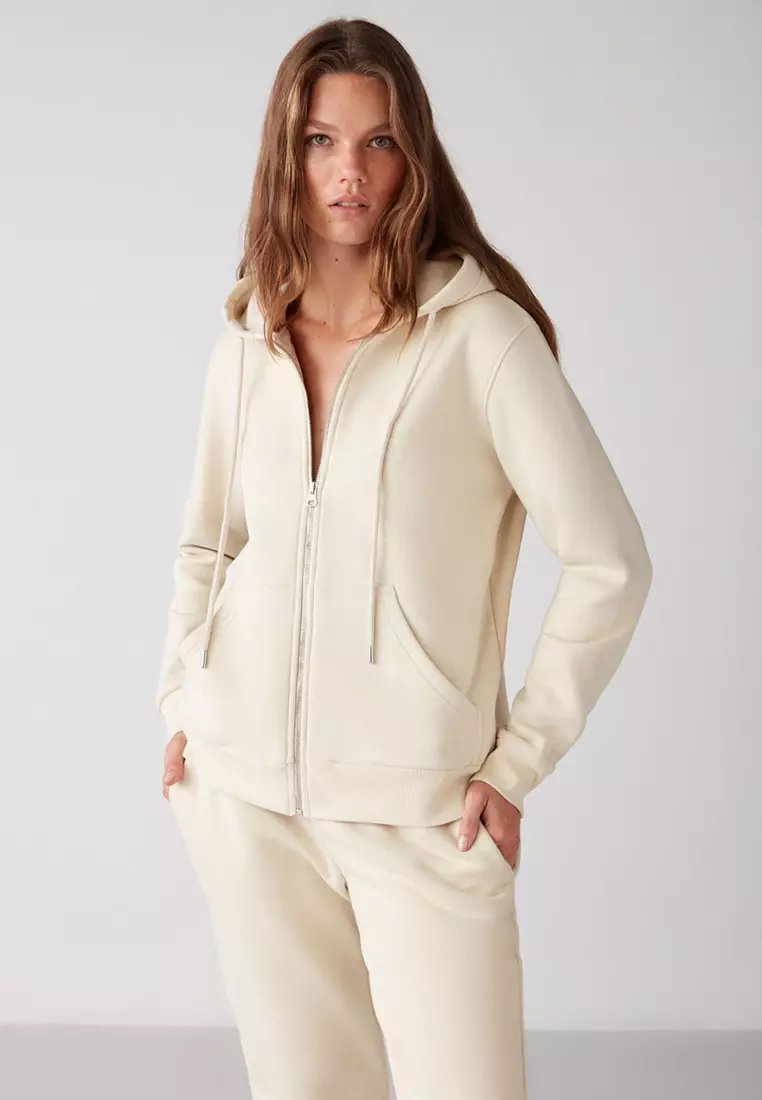 Carlota Hoodie