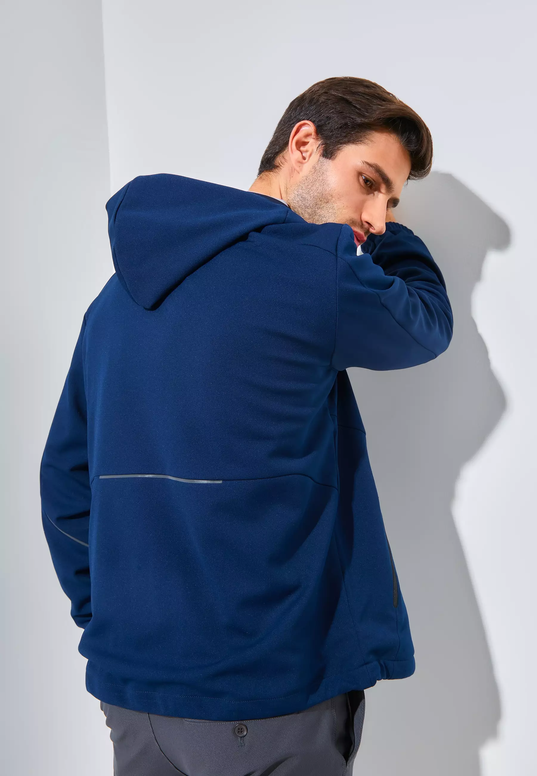 Jack Nicklaus Armour Premium Jacket Pria Regular Fit Classic Navy