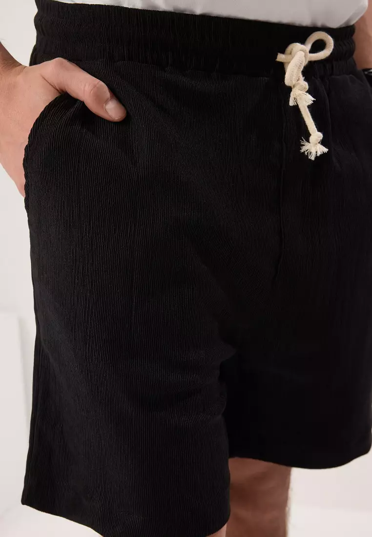 Black Regular Fit Flexible Knitted Textured Crepe Fabric Shorts & Bermudas TMNSS25SR00006