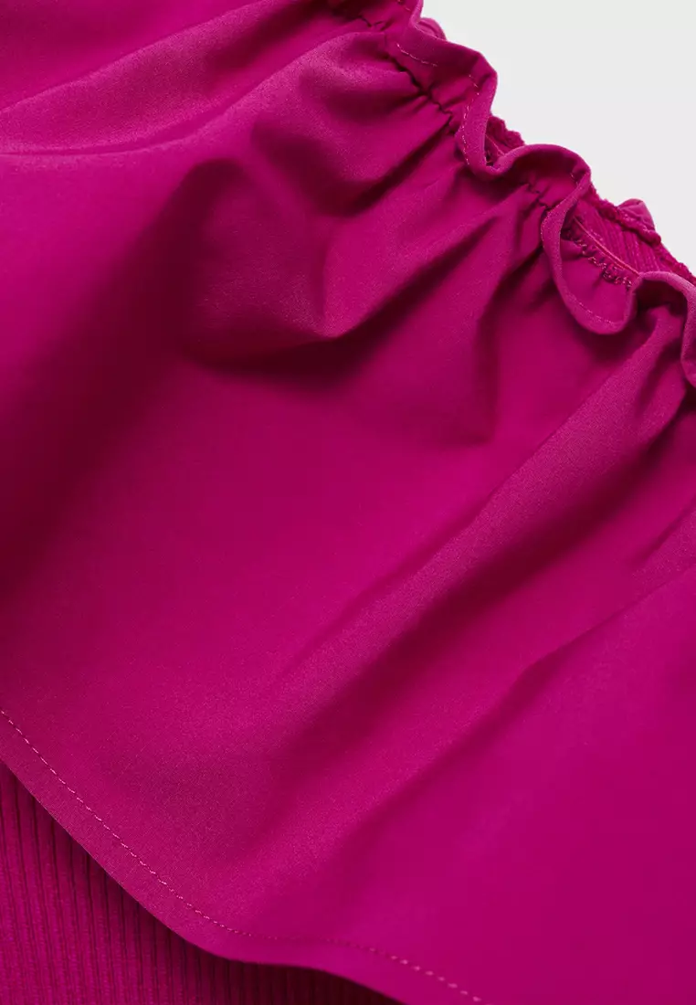 Asymmetrical Top In Combined Fabric