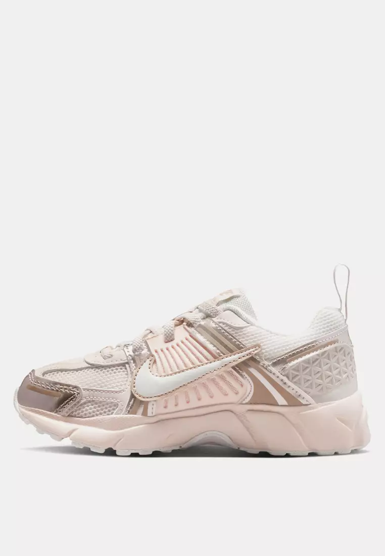 Vomero 5 Little Kids' Boys Shoes With Reflective Design Accents